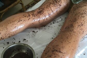 Čokoládová masáž s peelingem a zábalem - 5